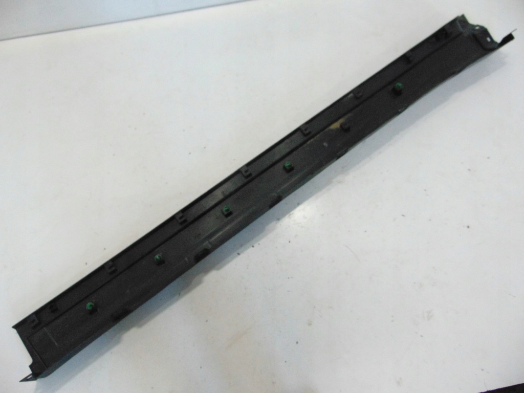 фото №8, Права молдинг поріг maserati levante