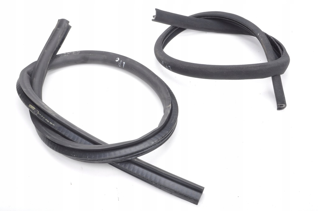 фото №1, Mclaren 650s прокладка двері лівий перед