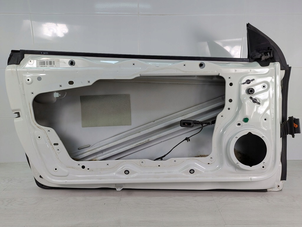 фото №11, Двері перед передні ліва b4b4 candy white vw scirocco iii 1k8831055f