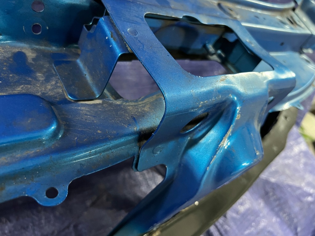 фото №4, Dacia sandero logan 12- pas передній підсилювач