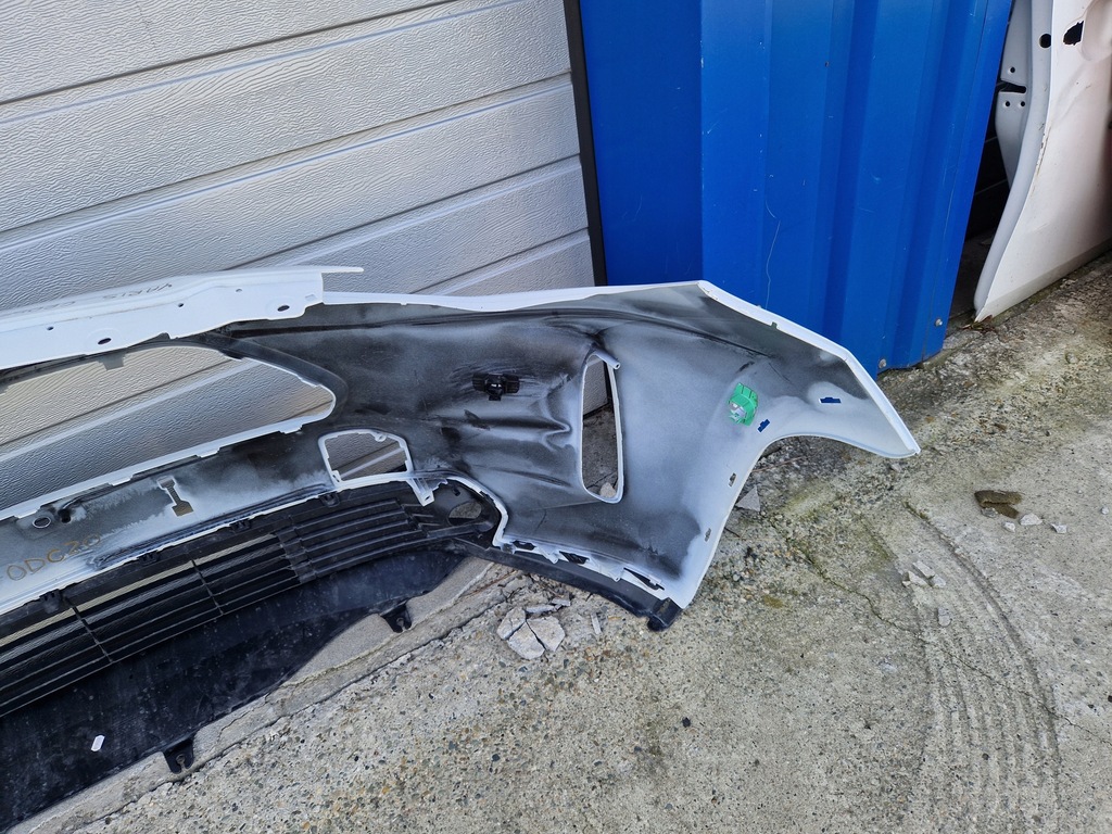 фото №9, Yaris cross - бампер перед передний