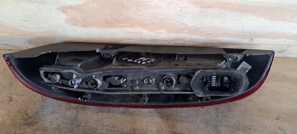 фото №2, Лампа задня права opel corsa c hb 89302181