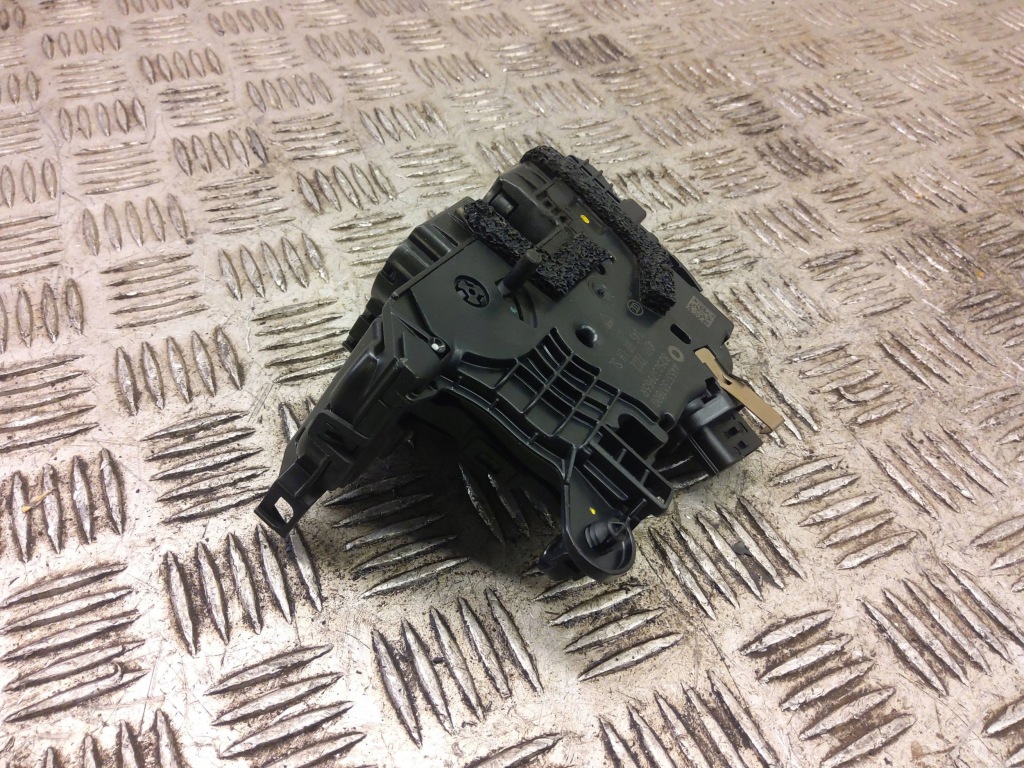 Smart forfour 2 w453 2018 задняя сторона левая замок дверь задних Цена