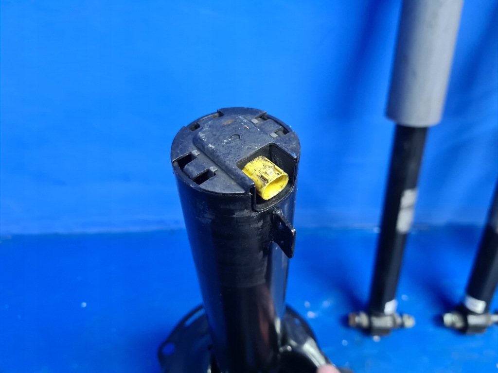 фото №8, Audi a3 s3 rs3 8v megnetic ride комплект амортизаторов перед задняя оригинал