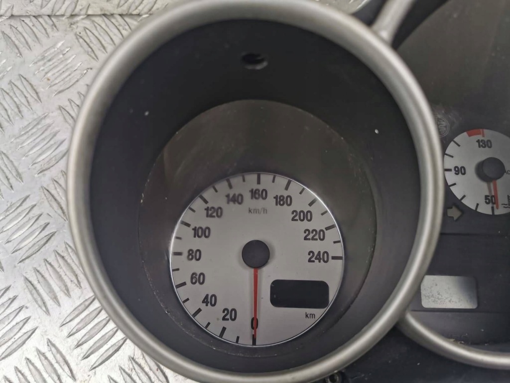 Купити Лічильник alfa romeo 147 735290188