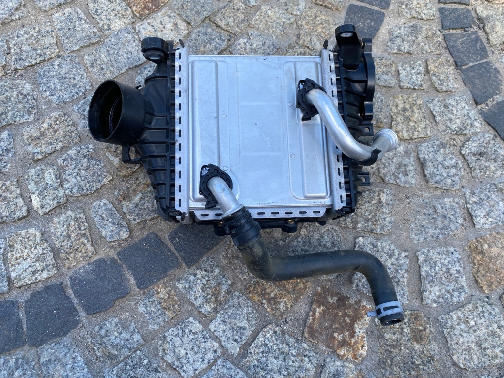 Купити Mercedes 167 gle радіатор інтеркулер 6540904201 оригінал