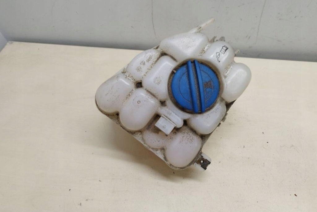 фото №6, Бачок расширительный vw touareg 7p5 7p0121407 3.0l 2013