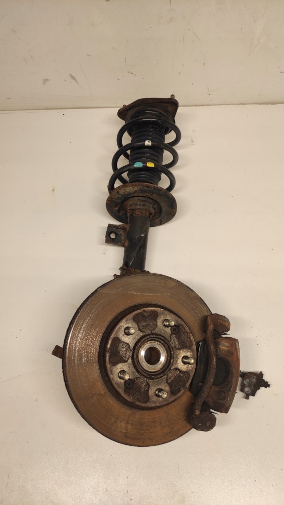 фото №1, Амортизационная стойка правый перед передний hyundai i30 ii 12-17 54660-a6010