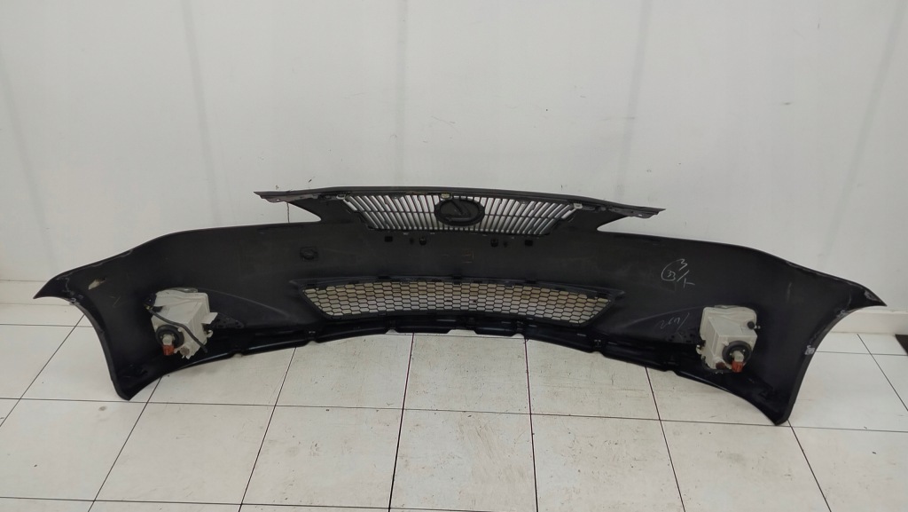 Lexus is ii 2 05r- бампер перед передний 212 Оригинал