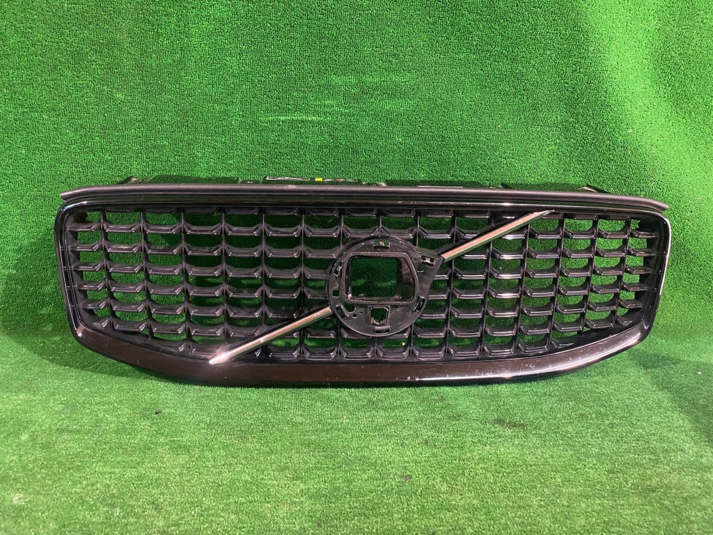фото №1, Решётка радиатора решётка радиатора радиатора volvo xc60 ii lift r-design
