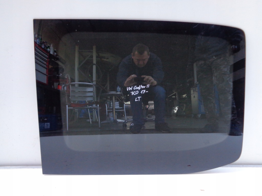 фото №1, Стекло боковая левая задняя vw crafter ii 7c 7c0 17-