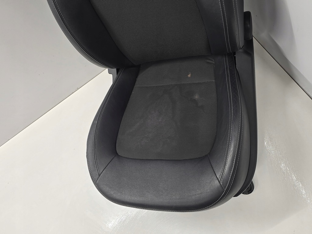 фото №8, Kia sportage iii 14r сиденья заднее сиденье обшивки