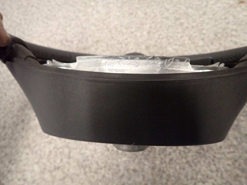 фото №6, Toyota yaris 03-05 fr повітропровід колесо керма