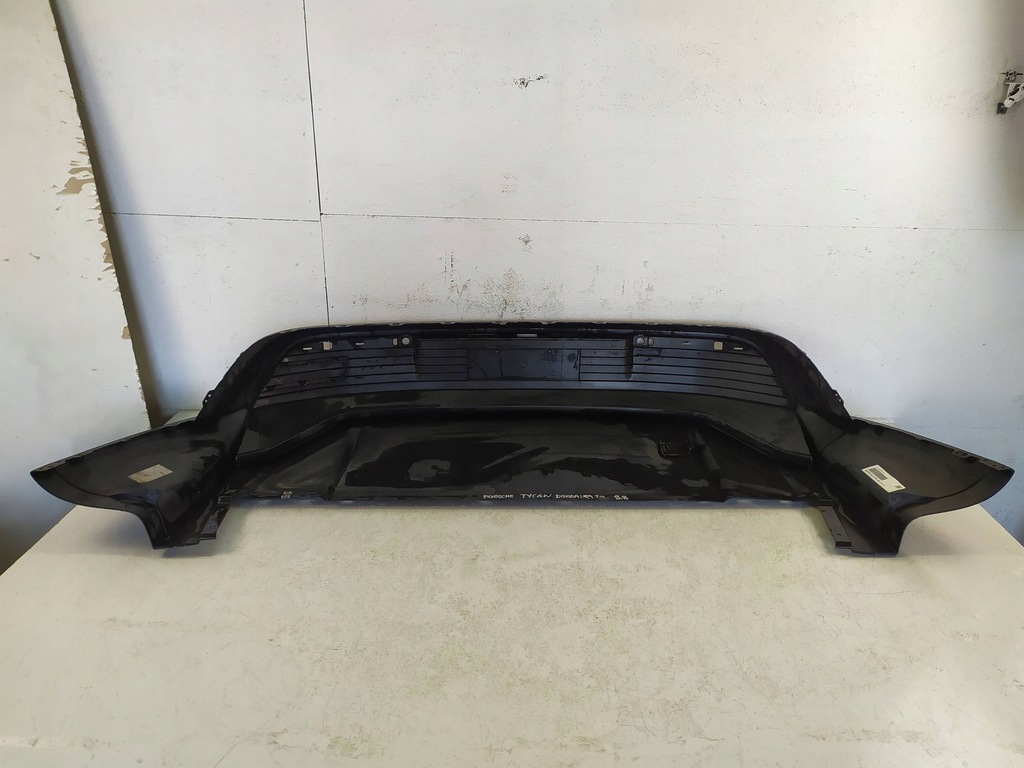 фото №10, Накладка дифузор бампер задня porsche taycan 9j1 9j1807983f