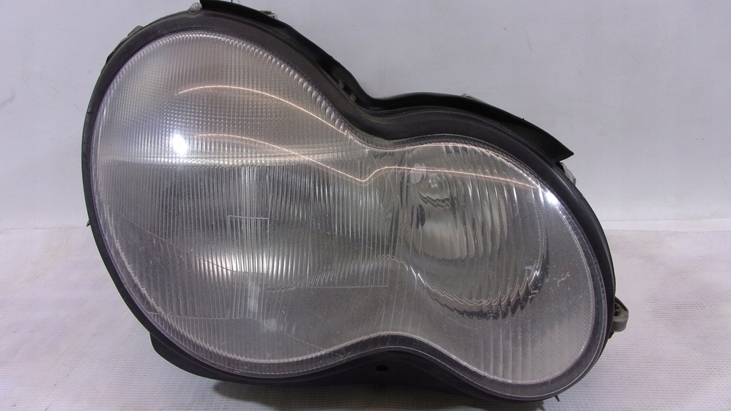 фото №1, Лампа правая передняя перед ксенон mercedes w203