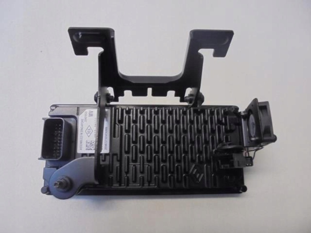 фото №3, Камера перед renault scenic iv