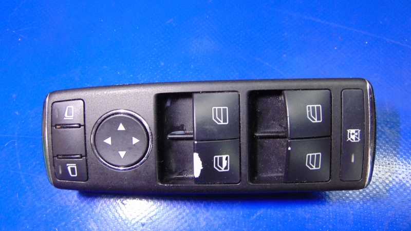 фото №1, Перемикач вікон лівий перед mercedes c klasa w204