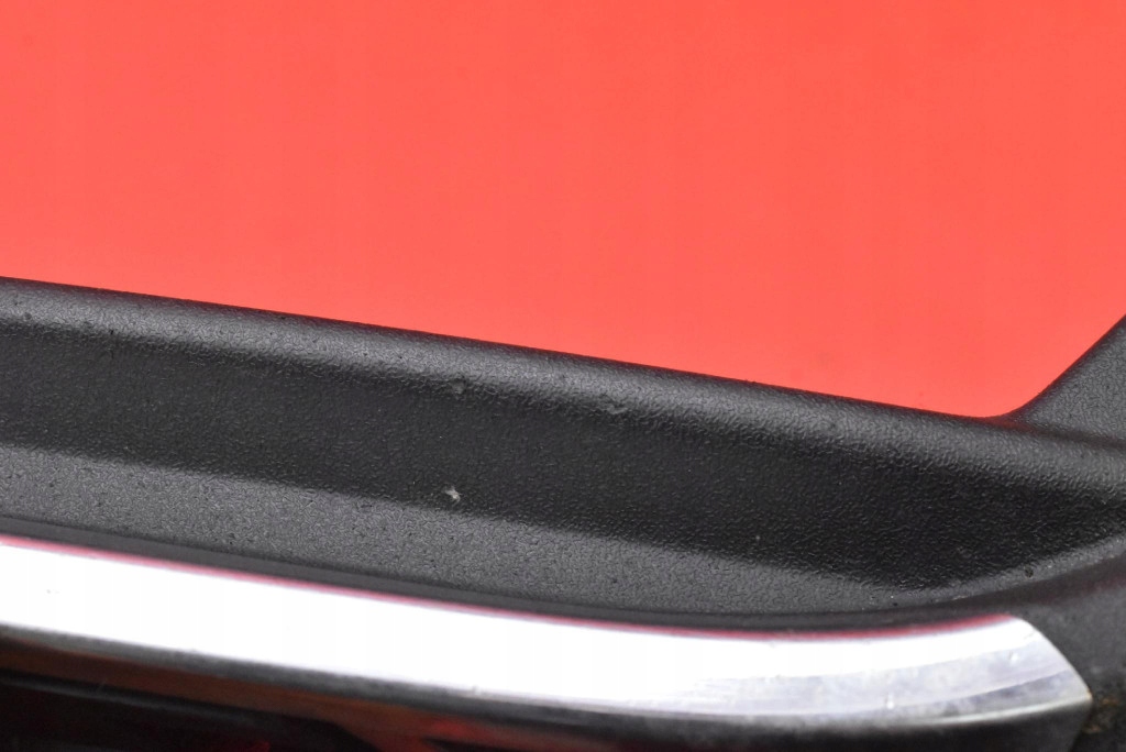 Решітка бампера протитуманної фари ліва чорна хром f1eb-15a299-b ford focus mk3 Доставка