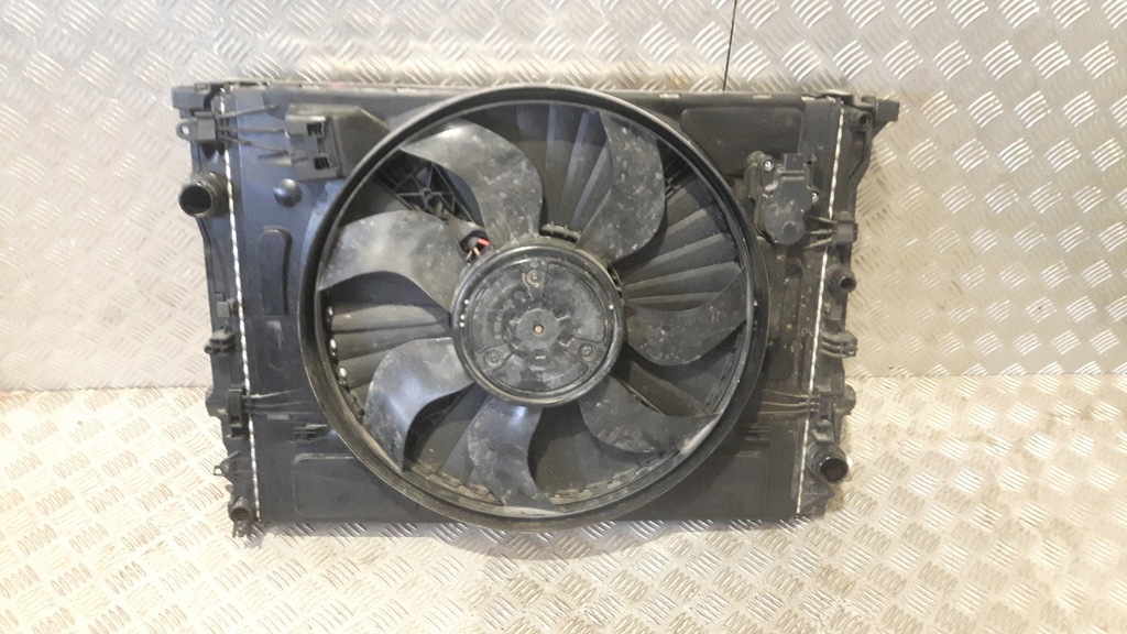 фото №1, Mercedes glc 253 радиатор вентилятор a0999061301