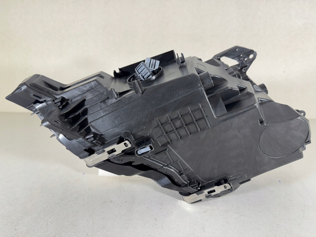 Volvo xc60 2 mid full led фара права перед фара eur - super Оригінал