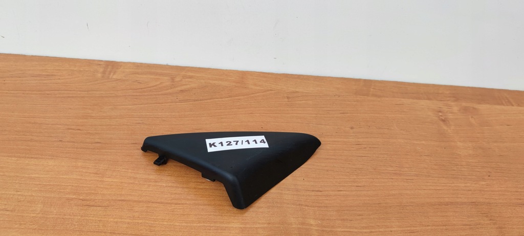 фото №1, Alfa romeo giulietta правая заглушка дверь защита