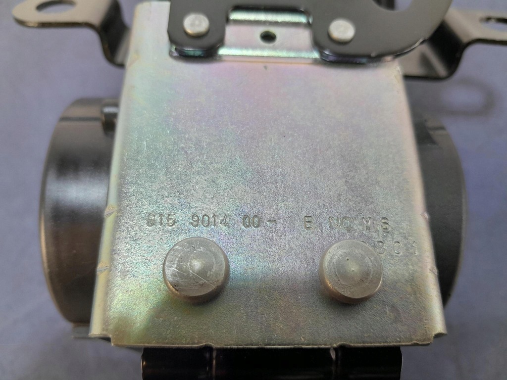 фото №4, Toyota verso i pas безопасности задняя средний