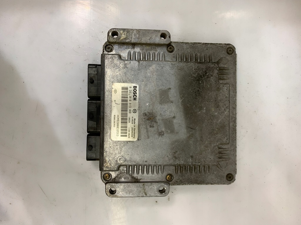 фото №1, Бортовий комп'ютер двигуна renault 0281010819 8200039569