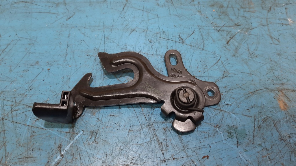 фото №1, Засов капот volvo v60 s60 ii 10-18r