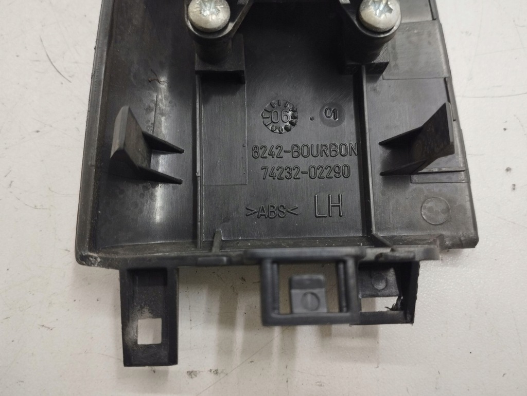 фото №8, Toyota corolla e120 e130 2006 панели управление, переключатели