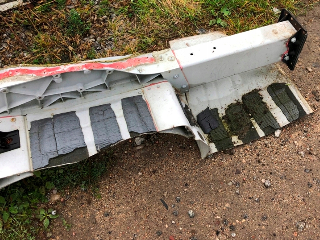 фото №8, Лонжерон чверть правий задня tesla x 2017