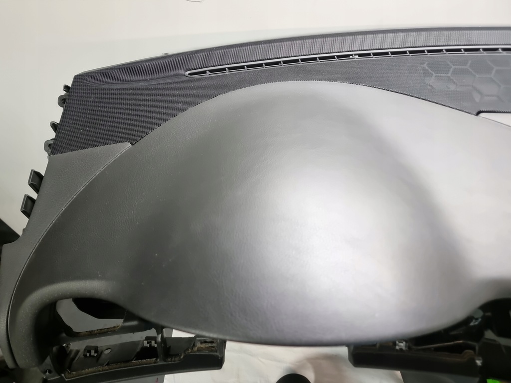 фото №10, Audi a6 c6 приборная панель приборная приборная панель консоль