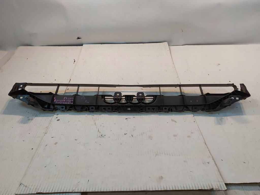 фото №8, Решётка радиатора усилитель перед audi a4 s4 b9