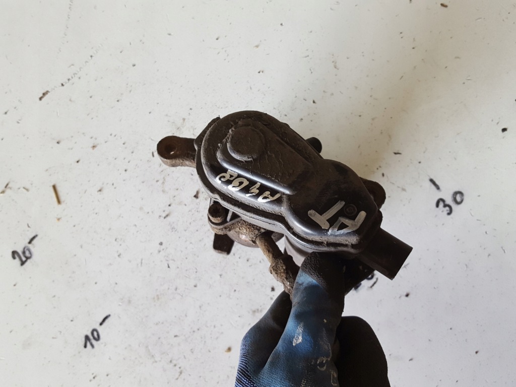 фото №3, Audi a4 b8 08r- супорт гальмівний правий задня