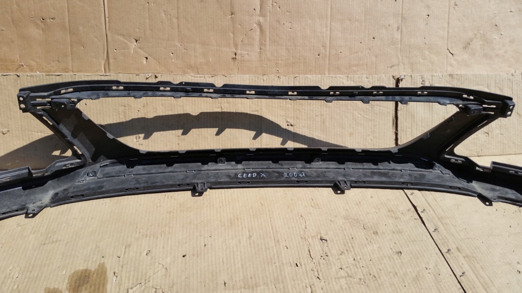 Kia x-ceed бампер спойлер перед 19-22 Доставка