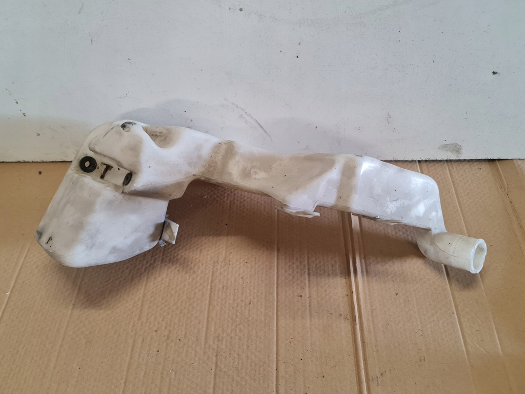 фото №1, Бачок жидкость омывателя a8 d2 4d0955451d