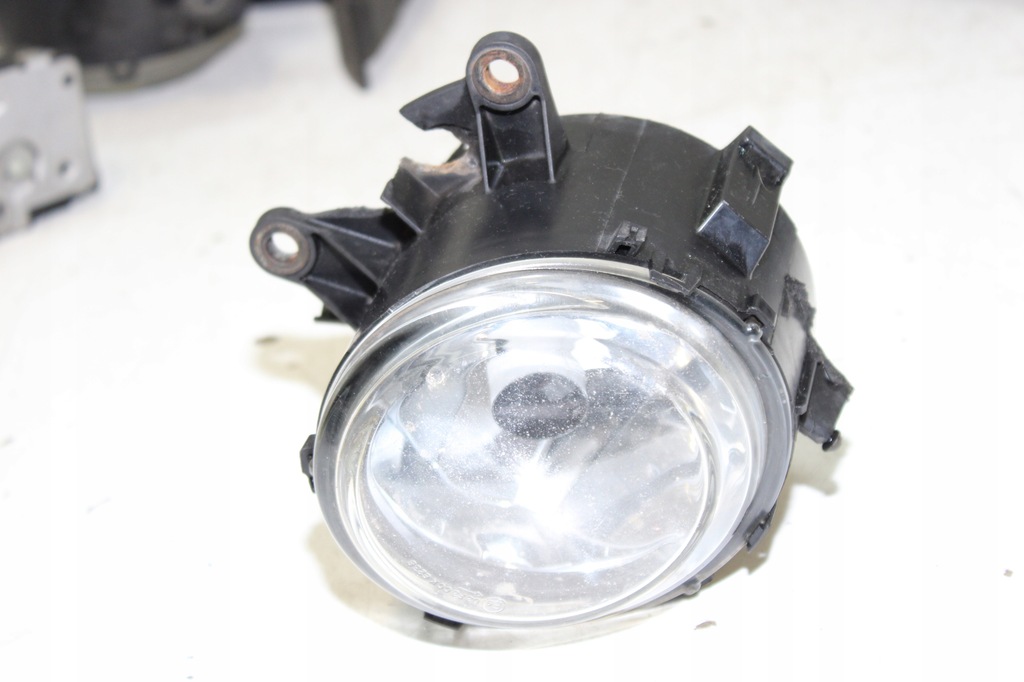 фото №5, Противотуманная фара правый mercedes actros mp4 a9608200556 oryg