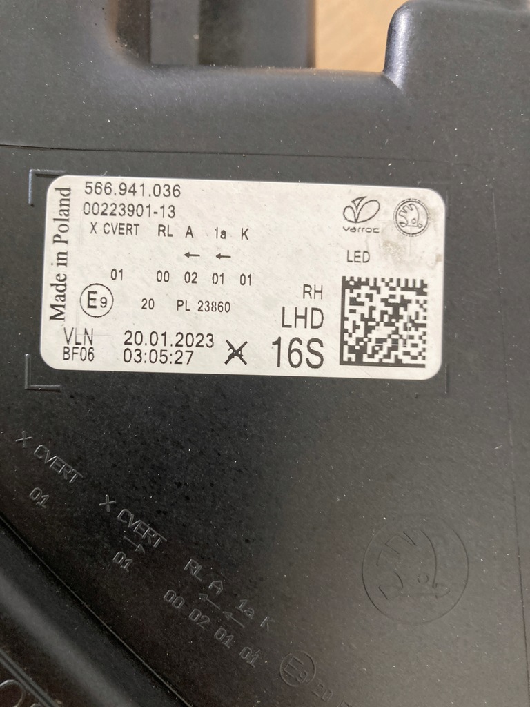 фото №6, Skoda kodiaq lift лампа права full led orygi.