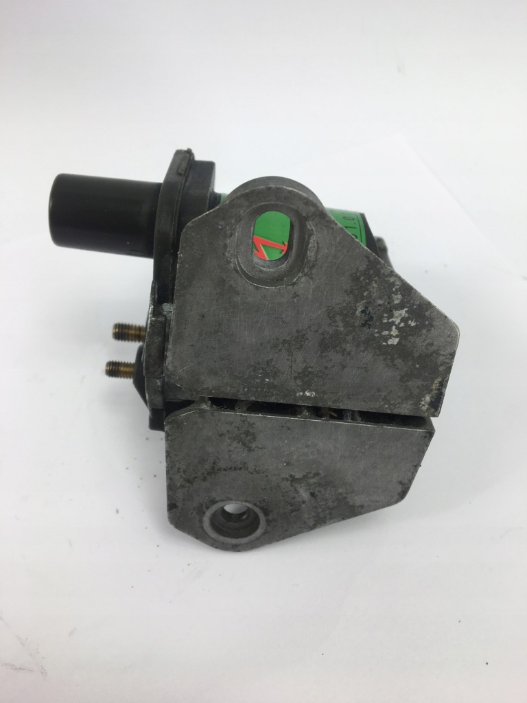 Катушка зажигания wysokiego напряжения mercedes w124 w126 w140 r129 0001585803 Недорого