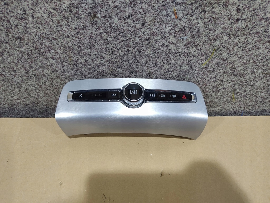 фото №1, Volvo xc90 2 ii панель експлуатації радіо p31346790