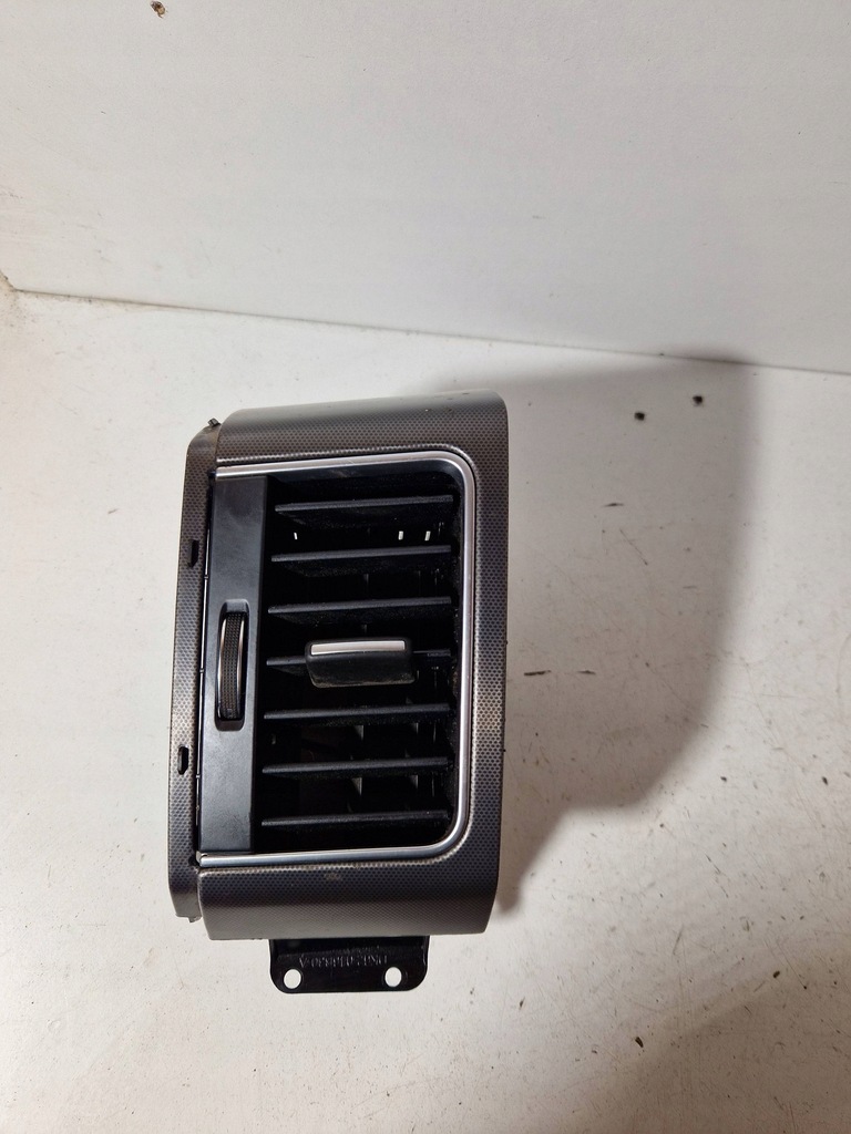 фото №1, Решітка обдув бічна панелі land rover range rover sport l494 dk62046830aa