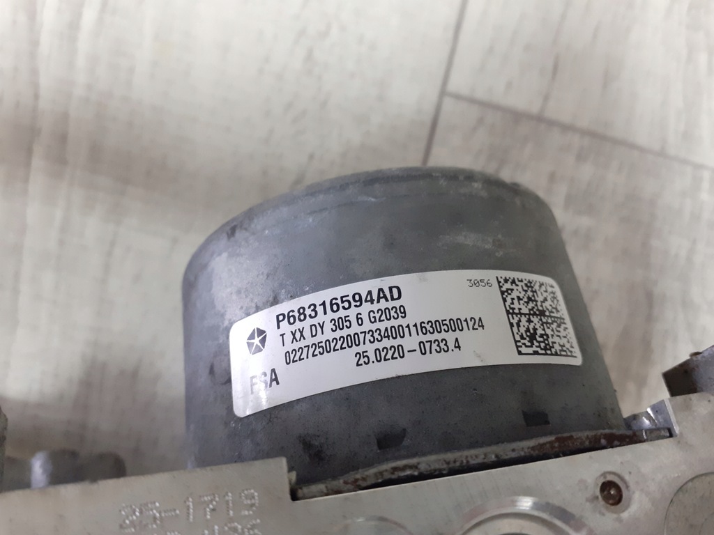 фото №5, Challenger charger 6.4 srt насос блок управления abs 68316594ad