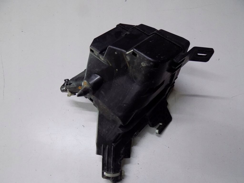 фото №7, Mazda 2 ii 07-14 1.3 коробка предохранителей