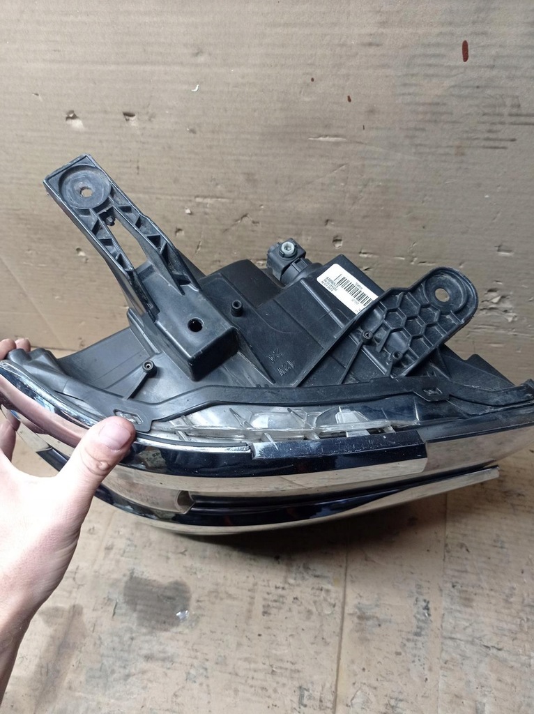 фото №8, Лампа фара правый перед chevrolet silverado 15-19