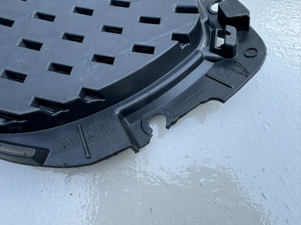 Jaguar f pace x761 16r- решётка бампера левая перед передняя Цена