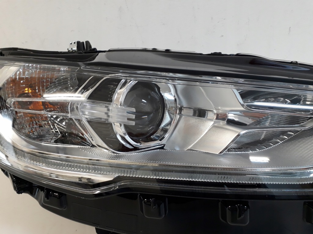 фото №11, 2x лампа передняя комплект , нижний led ford fusion lift po 2017- 19- usa mk5