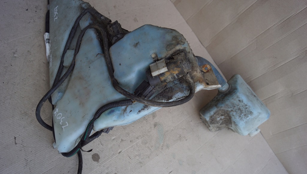 фото №5, Volvo s40 ii v50 бачок омывателя