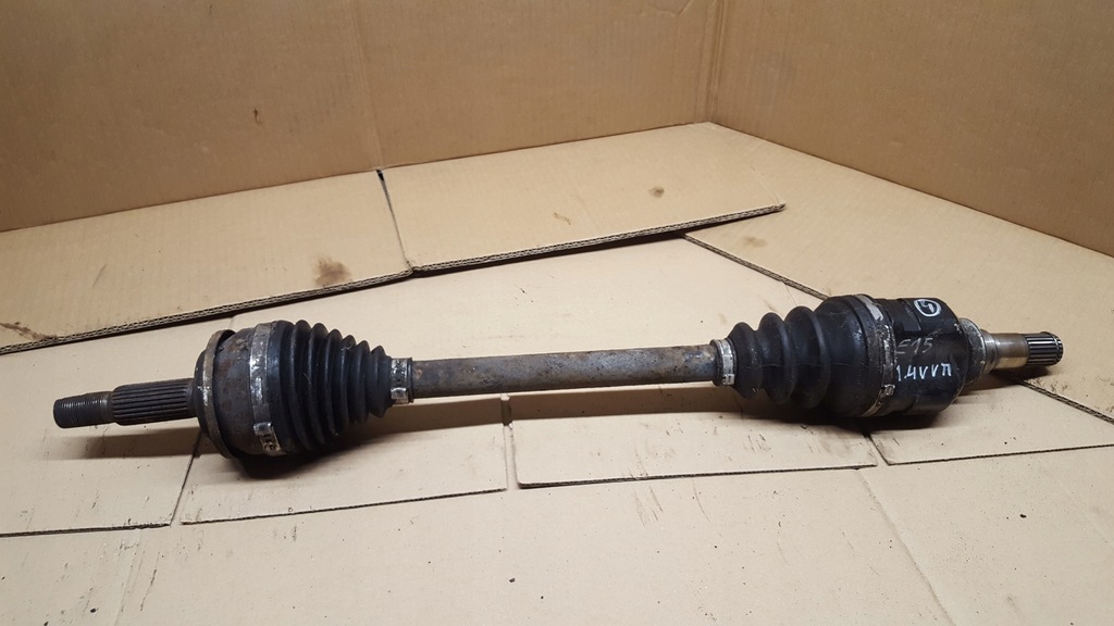 фото №1, Toyota corolla e15 привідний вал ліва 1,4 vvti