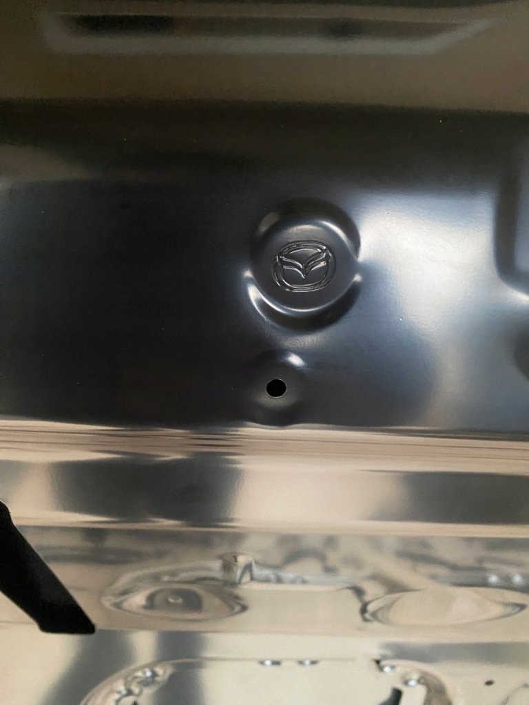 Капот mazda cx 3 15- dky0-52-31xa новая оригинальная в Украине