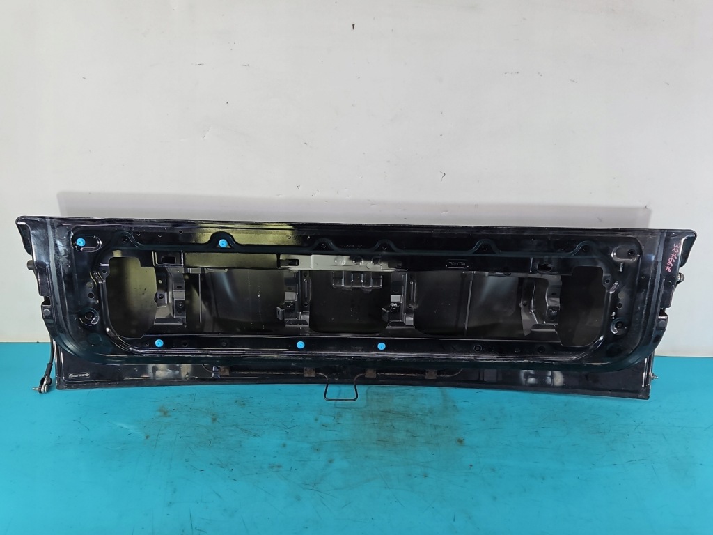 фото №16, Крышка багажника багажника борт задняя toyota land cruiser 200 j200 чёрный 202