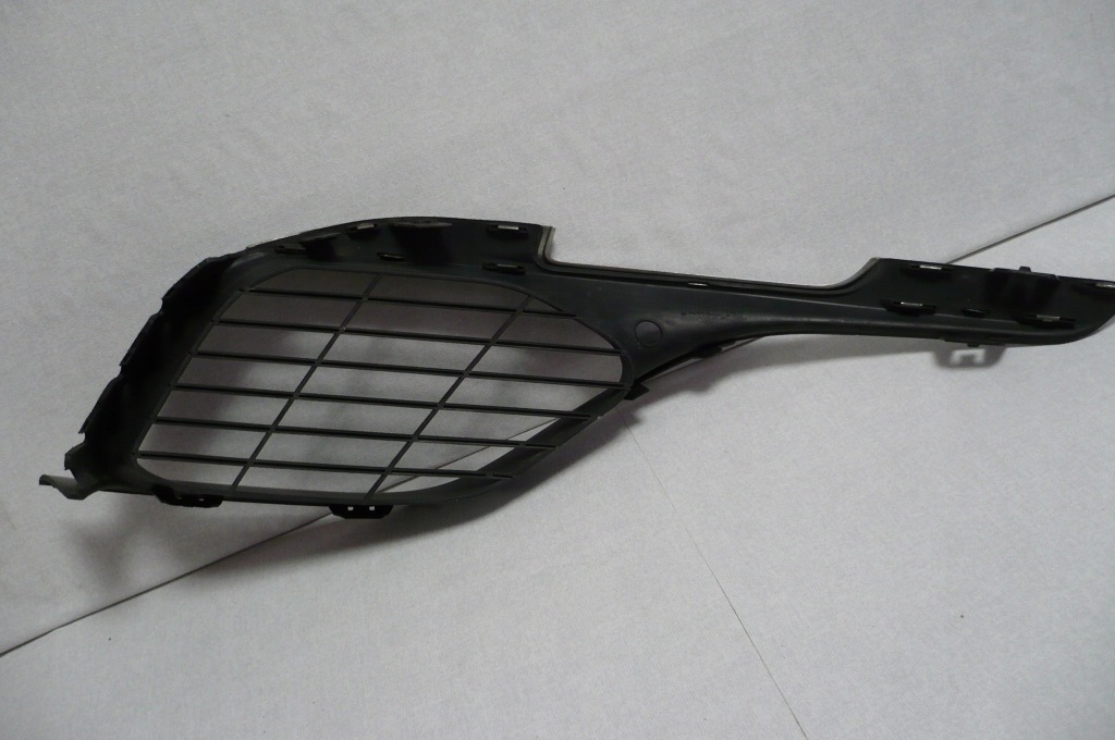 фото №9, Peugeot 308 ii 2 t9 13- решётка бампера правая перед оригинал